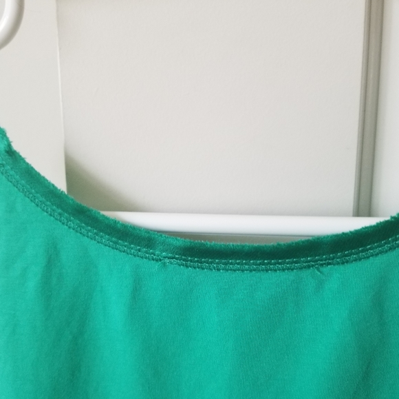 Tank too in beautiful green - Picture 6 of 8